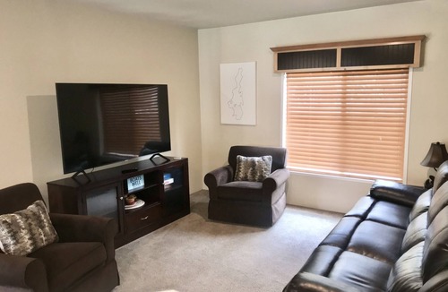 Priest River House | Spacious Priest Lake getaway for a family vacation, group golf or fishing trip.