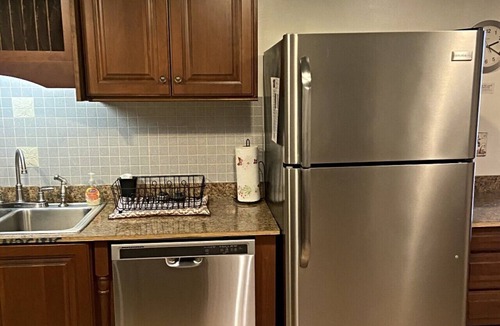 Salisbury Apartment | Spacious Riverfront Loft Close to Downtown and Dining