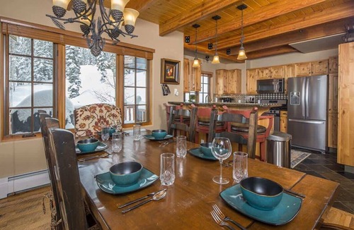 Big Sky Ski Chalet | Spacious Ski-In/Ski-Out Retreat
