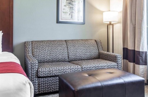 Tukwila House | Spacious suites close to Seattle-Tacoma International Airport