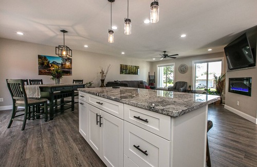 Dubuque House | Spacious Updated Home within Minutes to Shopping & Restaurants!