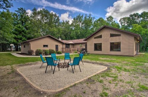 Wadena County House | Spacious Verndale Home w/Backyard Fire Pit!