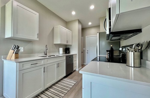 Cedar Falls House | Spectacular Cedar Falls Townhome!