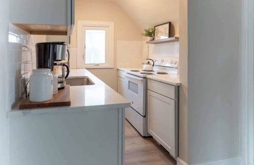 Thorpe Westwood House | Spectacular City View on Grandview Ave