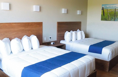 Twin Falls Hotel | Splash Canyon Hotel