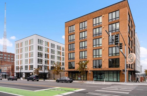 Riverside Apartment | Spokane 1 Bed Close by Shops