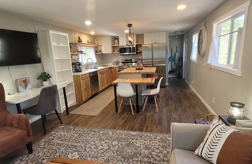 Thorpe Westwood House | Spokane Chalet 2 bed 2 bath sleeps 6