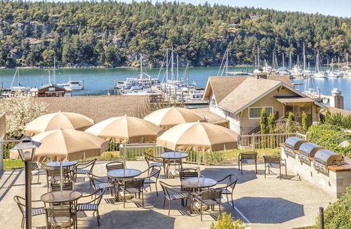 Deer Harbor Resort | Sports! Hiking trails, beach access, kayaking, bike riding, boating, fishing!