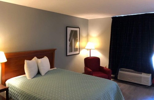 Springfield Hotel | Springfield Inn TN