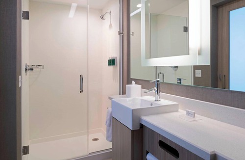 East Lansing Hotel | SpringHill Suites by Marriott East Lansing University Area