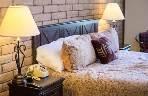 Salmon Hotel | Stagecoach Inn