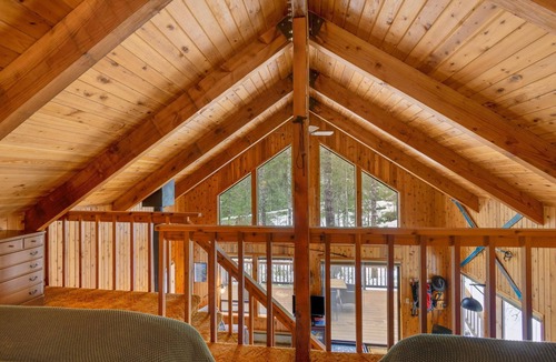 Hoodsport Cabin | Staircase Rapids Retreat at Lake Cushman, Sleeps 6