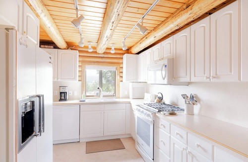Stanley Cabin | Stanley House - Custom Log Home with Panoramic Sawtooth Mountain Views