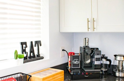 West End House | Stay near Point Defiance Park in our charming 1-bedroom cottage