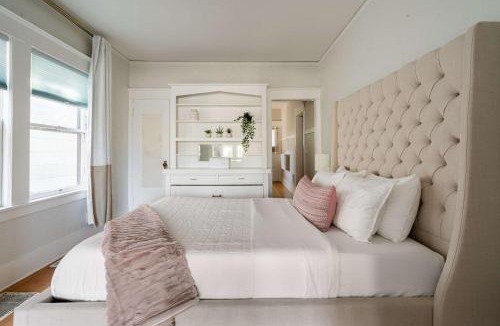 Belmont Apartment | Stay Portland - Sunnyside Wonderland- Coffee Shops, Bars & Parks