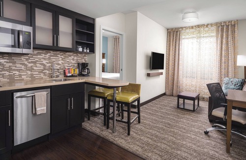 South Lake Union Hotel | Staybridge Suites Seattle Downtown - Lake Union by IHG