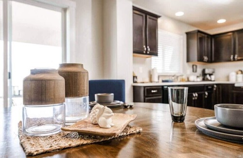 Meridian House | #StayInMyDistrict Comfy Meridian Home Near Eagle
