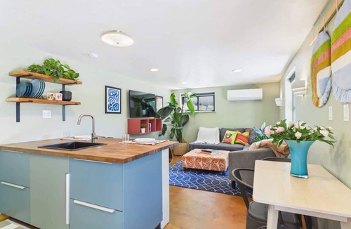 Boise House | #StayinMyDistrict NE Boise Foothills Apartment
