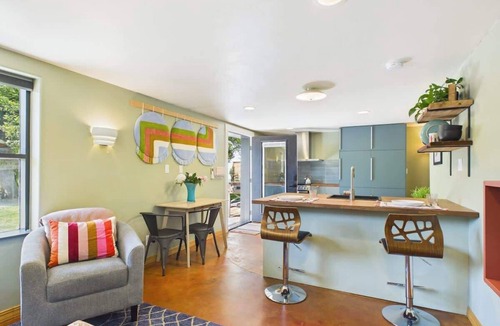 Boise House | #StayinMyDistrict NE Boise Foothills Apartment