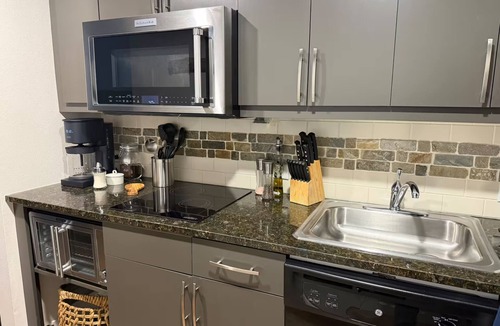 Winter Park Apartment | Steps from the lifts of Winter Park Base-Newly Remodeled Studio