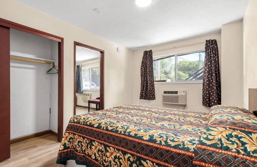 Gresham Hotel | Stonebridge Inn & Suites Gresham, OR - Portland