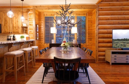 Victor Cabin | Stonefly Cabin includes Bronze Buffalo Ranch at Teton Springs amenity acces