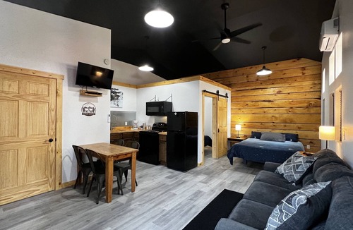 Paradise Apartment | Storage Loft in Paradise