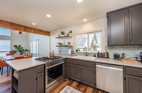 Port Angeles House | Strait Surf - A Quiet Waterfront Escape