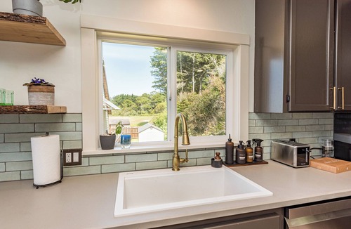 Port Angeles House | Strait Surf - A Quiet Waterfront Escape