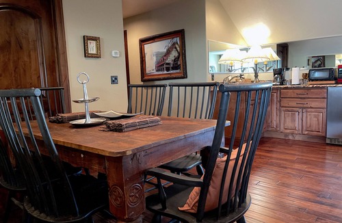 Wapiti Apartment | Studio 57- luxury apartment in the Wapiti Area!