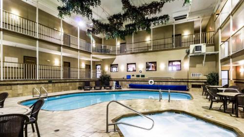Minot Hotel | Studio 6 - Minot, ND