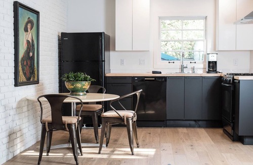 Jacksonville Hotel | Studio Five at Kubli Haus