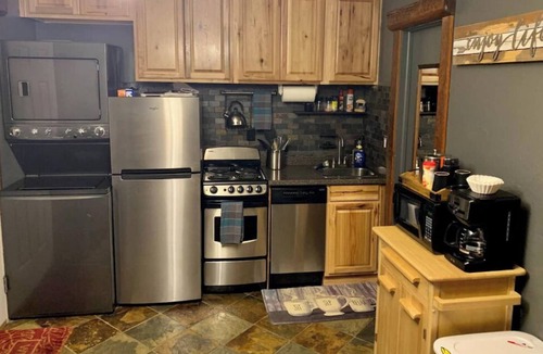 Big Sky Condo | Studio getaway steps away from Big Sky Resort
