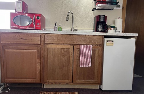 Paradise Apartment | Studio On Lake Superior near Whitefish Point and Tahquamenon Falls