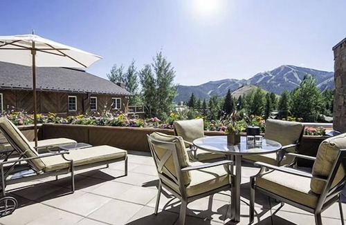 Elkhorn Hotel | Studio Queen Condo Near Ski Lifts & Trails