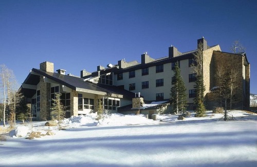 Brian Head Apartment | STUDIO SLEEPS 4 - CEDAR BREAKS LODGE-BRIAN HEAD- NEAR THUNDER MNTN MOTORSPORTS