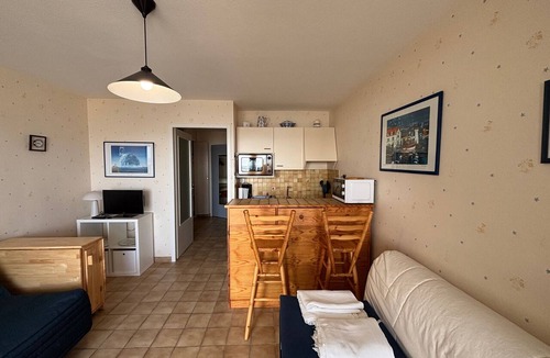 La Chaume Apartment | Studio with large terrace, sea view - 2 guests