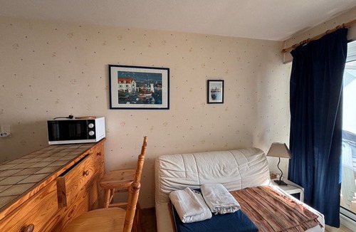 La Chaume Apartment | Studio with large terrace, sea view - 2 guests
