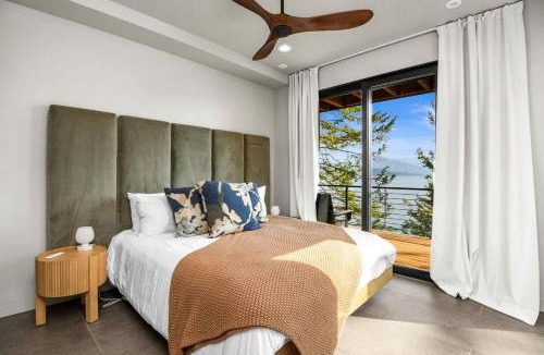 Sandpoint Apartment | Stunning Designer Rental with Breathtaking Views for a Memorable Escape in Nature by Lake Pend Orielle in Idaho