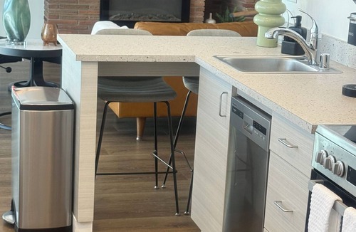 Cliff - Cannon Apartment | -Stunning Mid Century Modern with amazing Downtown City Views!