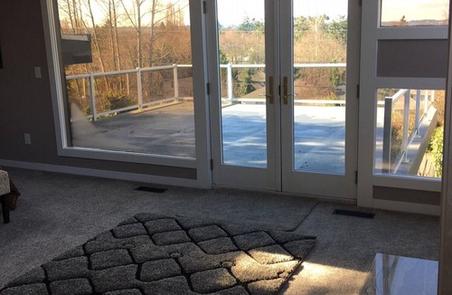 Tacoma House | Stunning Mid- Century Modern ReModeled Home from 1950s !