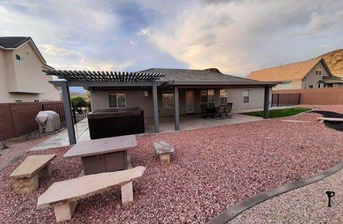 Hurricane Villa | Stunning Oasis Home with Hot Tub 30 day rentals