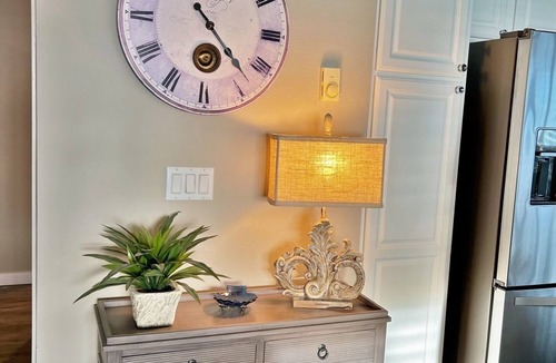 Westport Condo | Stunning Ocean View ~ Hot tub ~ 2BR/2 Bath ~EV Chargers!