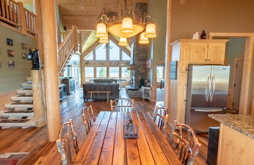 Island Park Cabin | Stunning property with water and mountain views - Sleeps 10