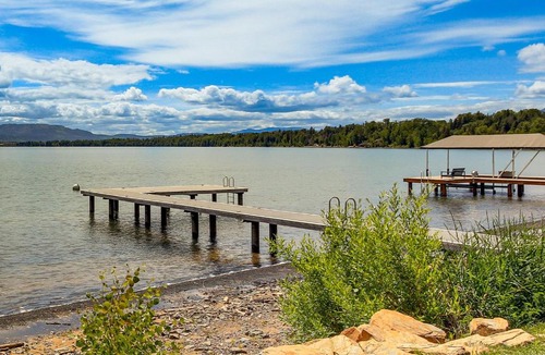 Ponder Point House | Stunning Sandpoint Lakefront Home: Hot Tub + Dock