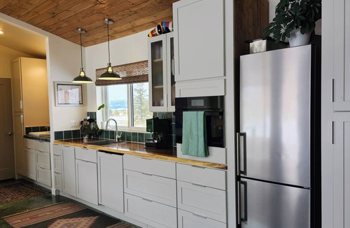 Driggs Ski Chalet | Stunning Teton View Casita 2 BR/2BA Dog Friendly Just 12 miles to Grand Targhee