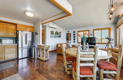 Apple Valley House | Stunning Utah Home 30 Mi to Zion Nat'l Park