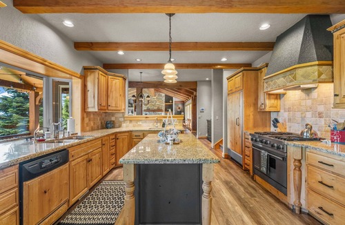 McCall Cabin | Stunning views of Payette Lake and Surrounding Mountains