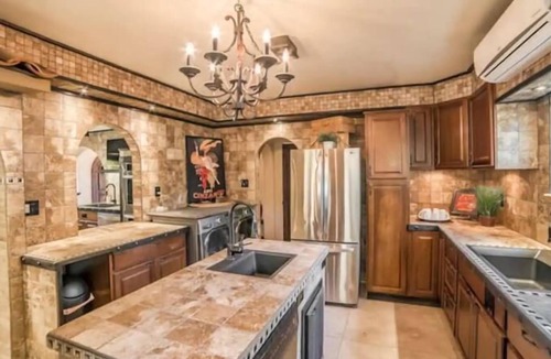 Tacoma Villa | Stunning Water View Sunsets-Dble Chefs Kitchen-Green Clean