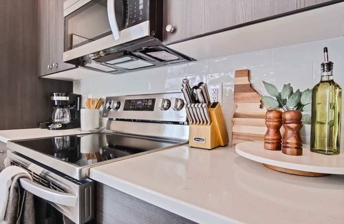 Nampa House | Stylish 2 bedroom townhome
